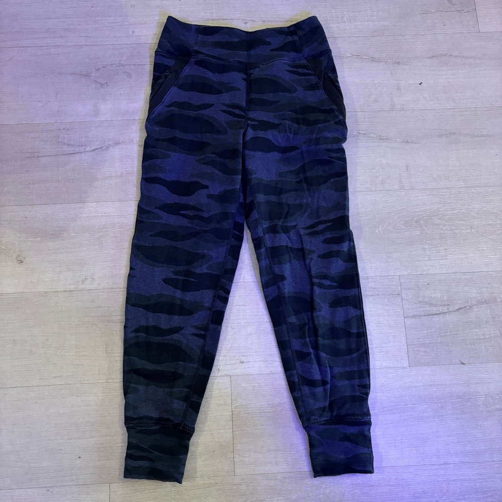 Lululemon Blue Camo Jogger Pant